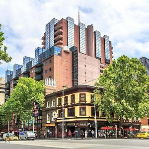 Paramount Apartments Melbourne